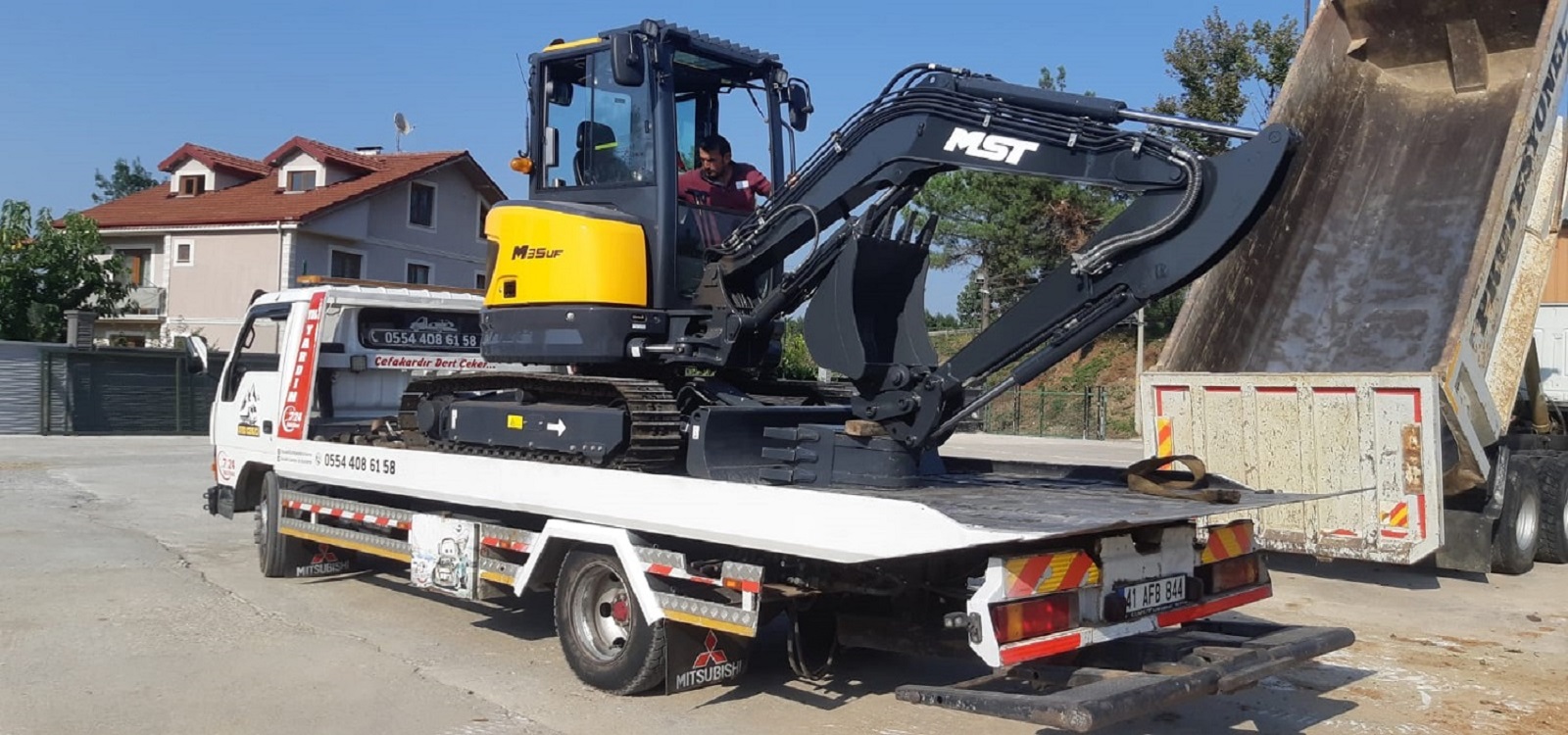 Kocaeli Çekici-0 554 408 61 58-KOCAELİ KARTEPE OTO KURTARMA-Oto Çekici-7/24 Yol Yardım-Kartepe En Yakın Çekici-Kurtarıcı